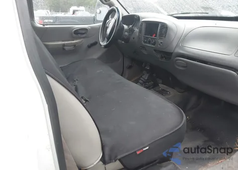 2000 Ford F-150 Work Series/Xl/Xlt from USA, damaged, VIN 2FTRF18LXYCA17807